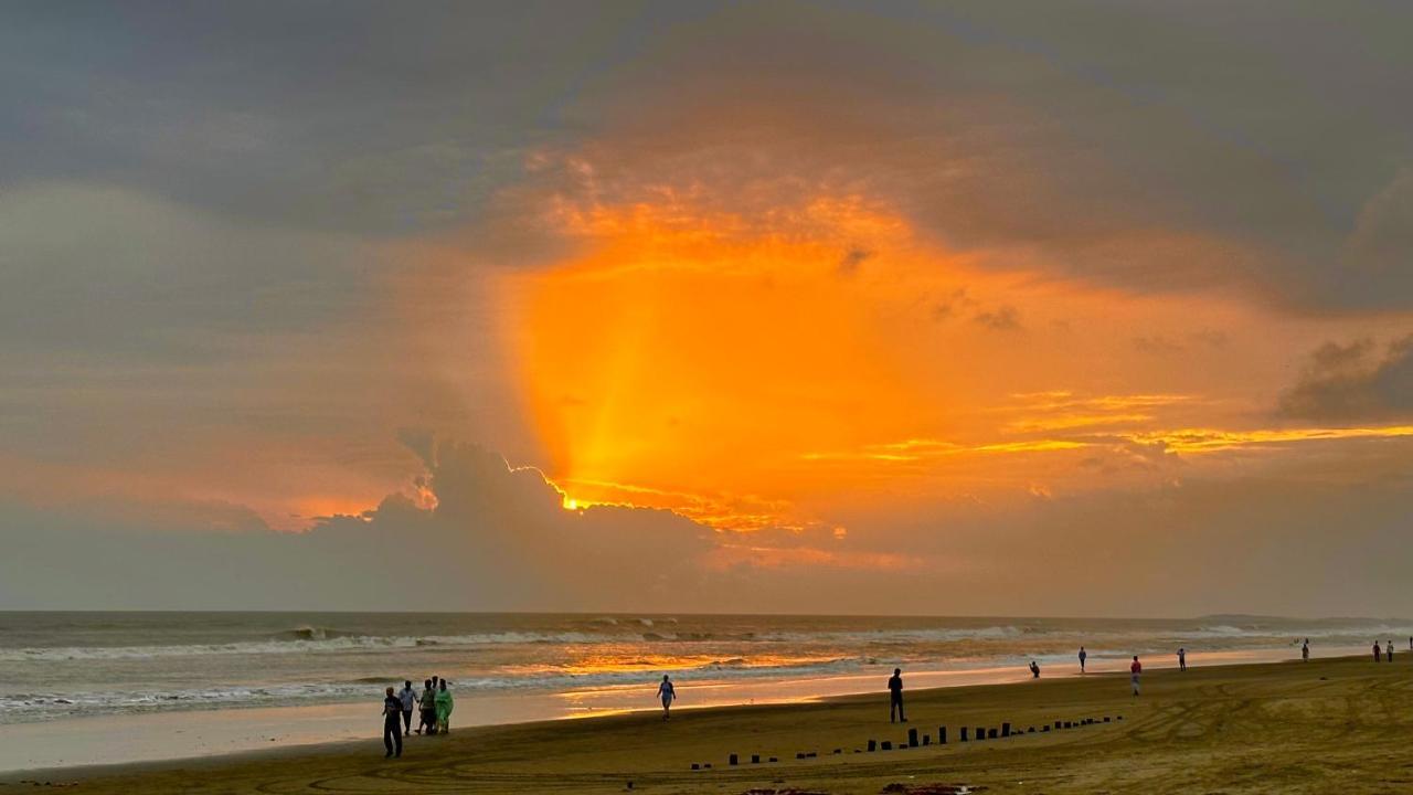 Modern Resort Cox's Bazar Kültér fotó